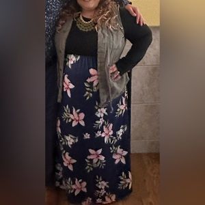 Plus Size Floral Dress WITH POCKETS ALLEGRACE DRESS LONG SLEEVE